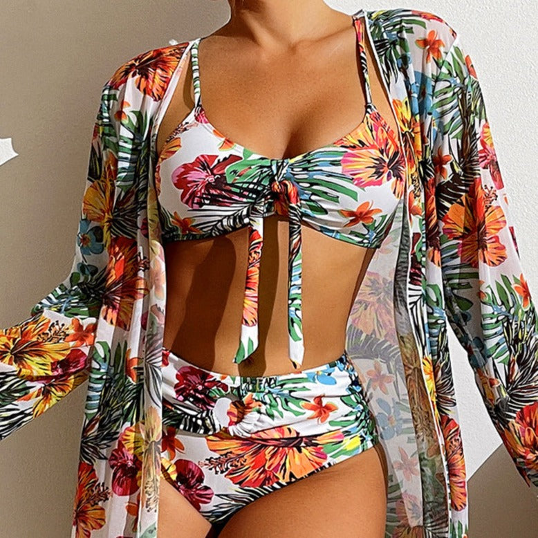 3-delige bikini met bloemen en gewaad