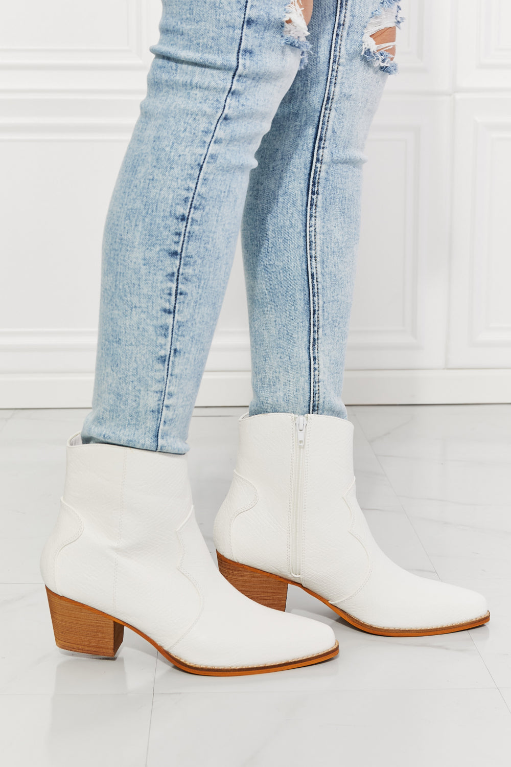 Westernlaarzen in klassiek wit synthetisch leer Jazzy model