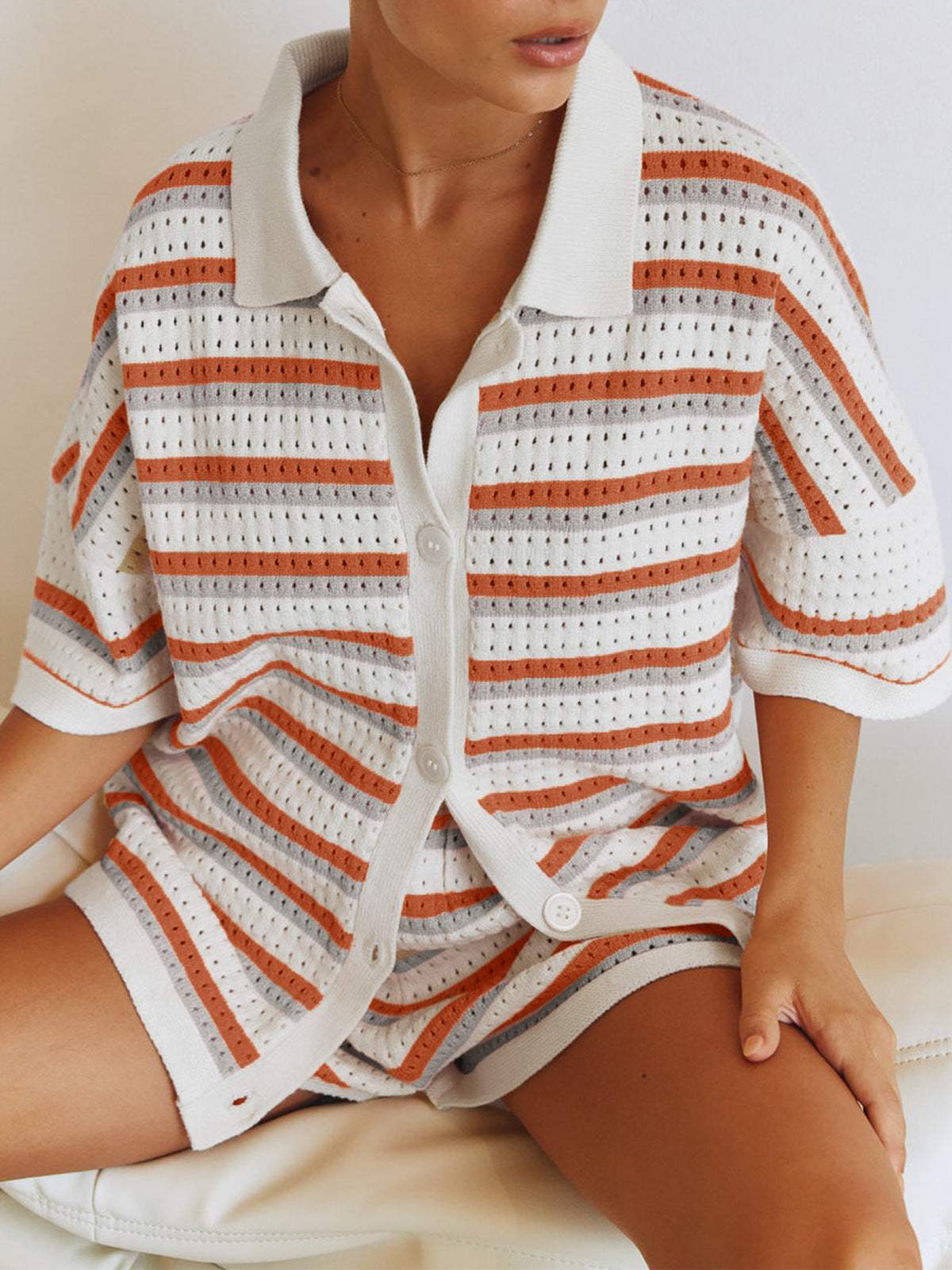 Dames Set Trendy Korte Mouwen Top en Bijpassend Broekje Perfect voor Warme Dagen
