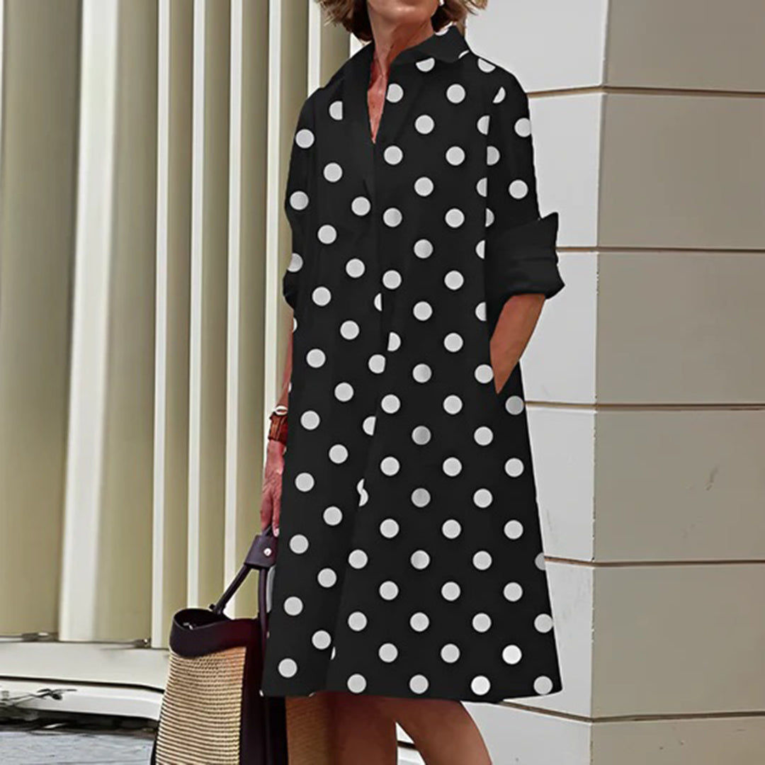 Charlotte Jurk met elegante lange mouwen.