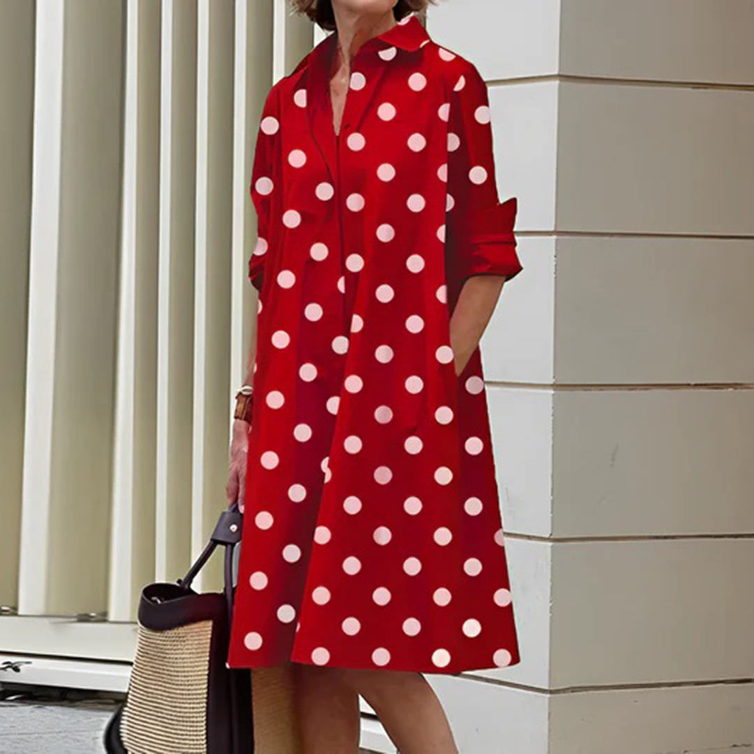 Charlotte Jurk met elegante lange mouwen.