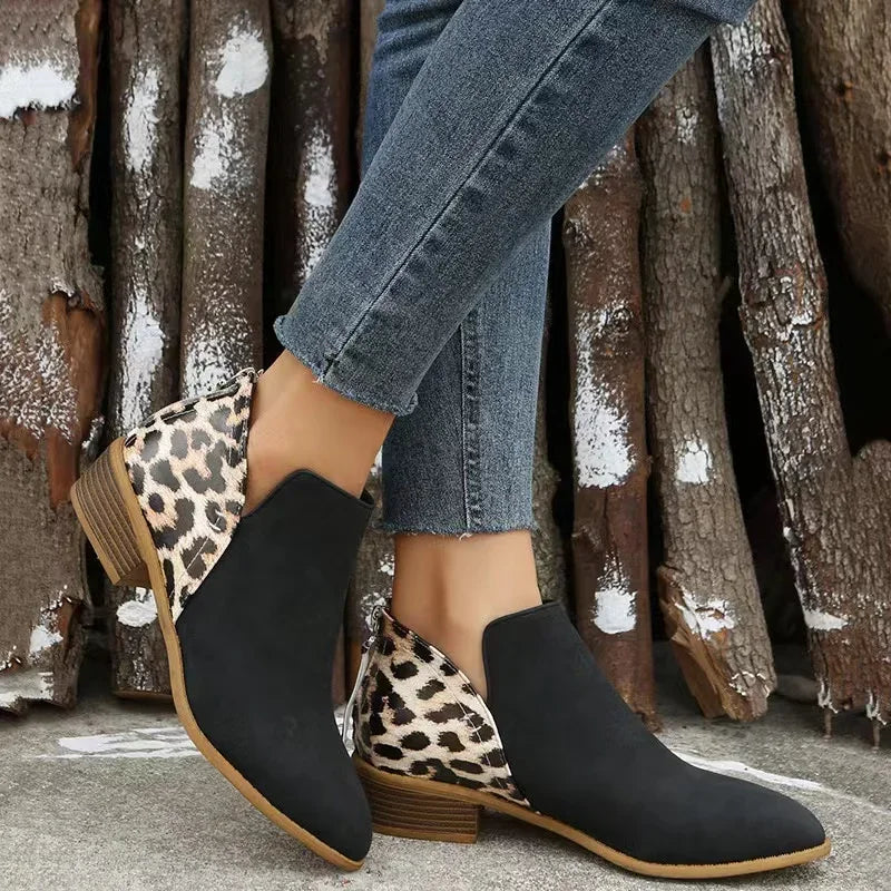 Ontrend korte laarzen met originele details voor alledaagse looks