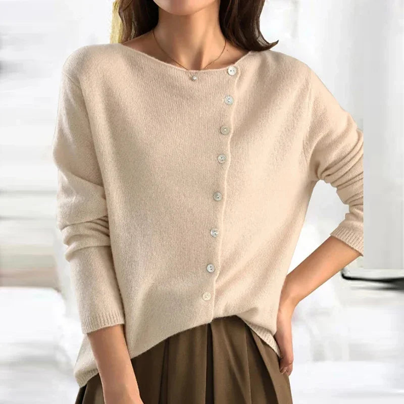 Zuri Eleganter Pullover mit trendigem Knopfverschluss