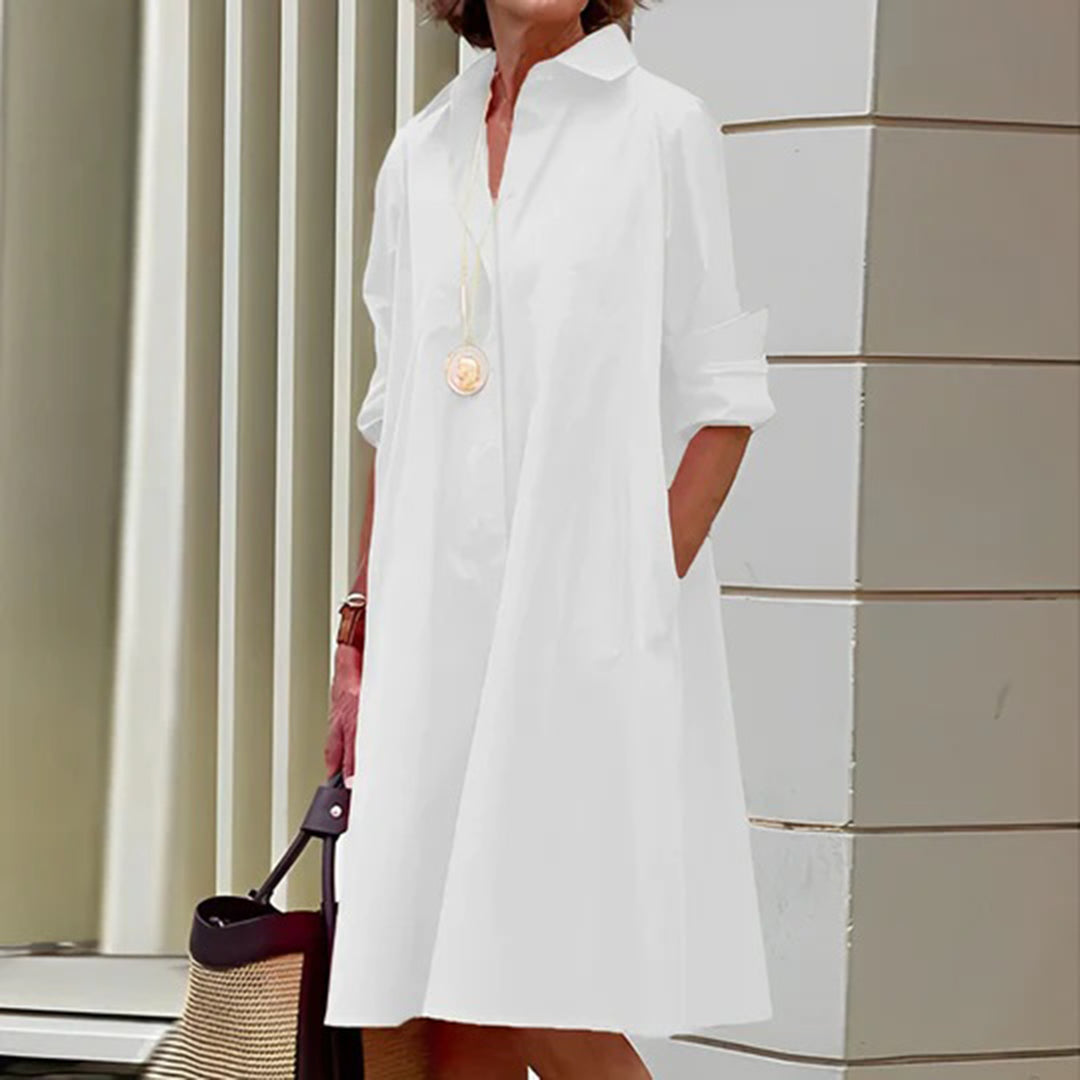 Charlotte Jurk met elegante lange mouwen.