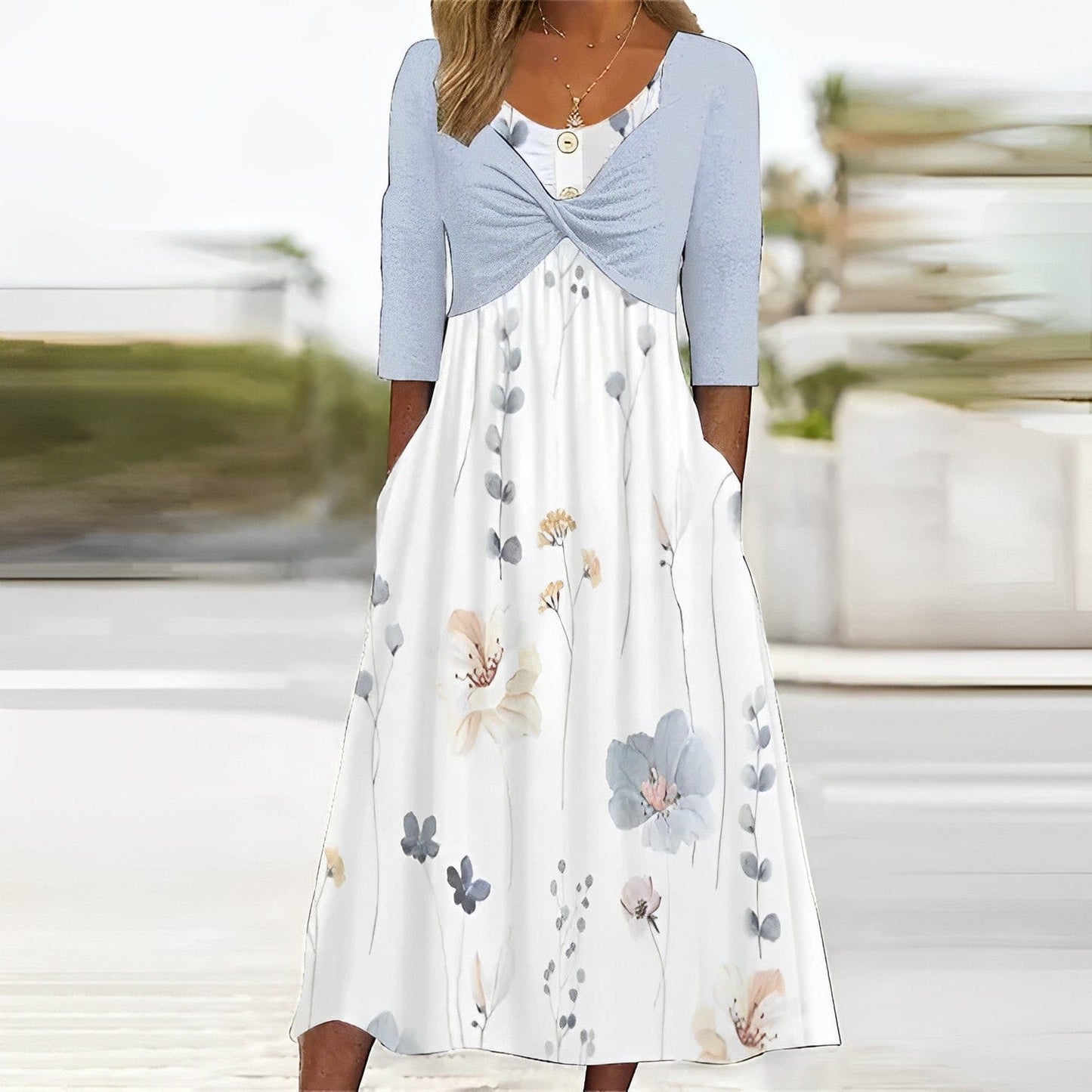 - Blauwe jurk met print
