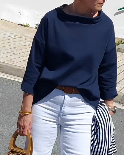 Elegante top met hoge kraag voor dames