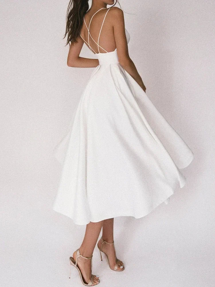 Elegante strapless jurk met V-halslijn