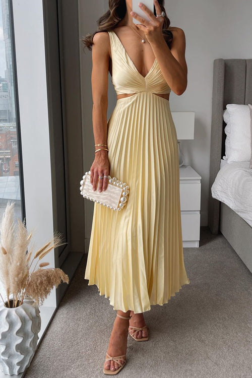 Plissé maxi jurk met detail in de taille