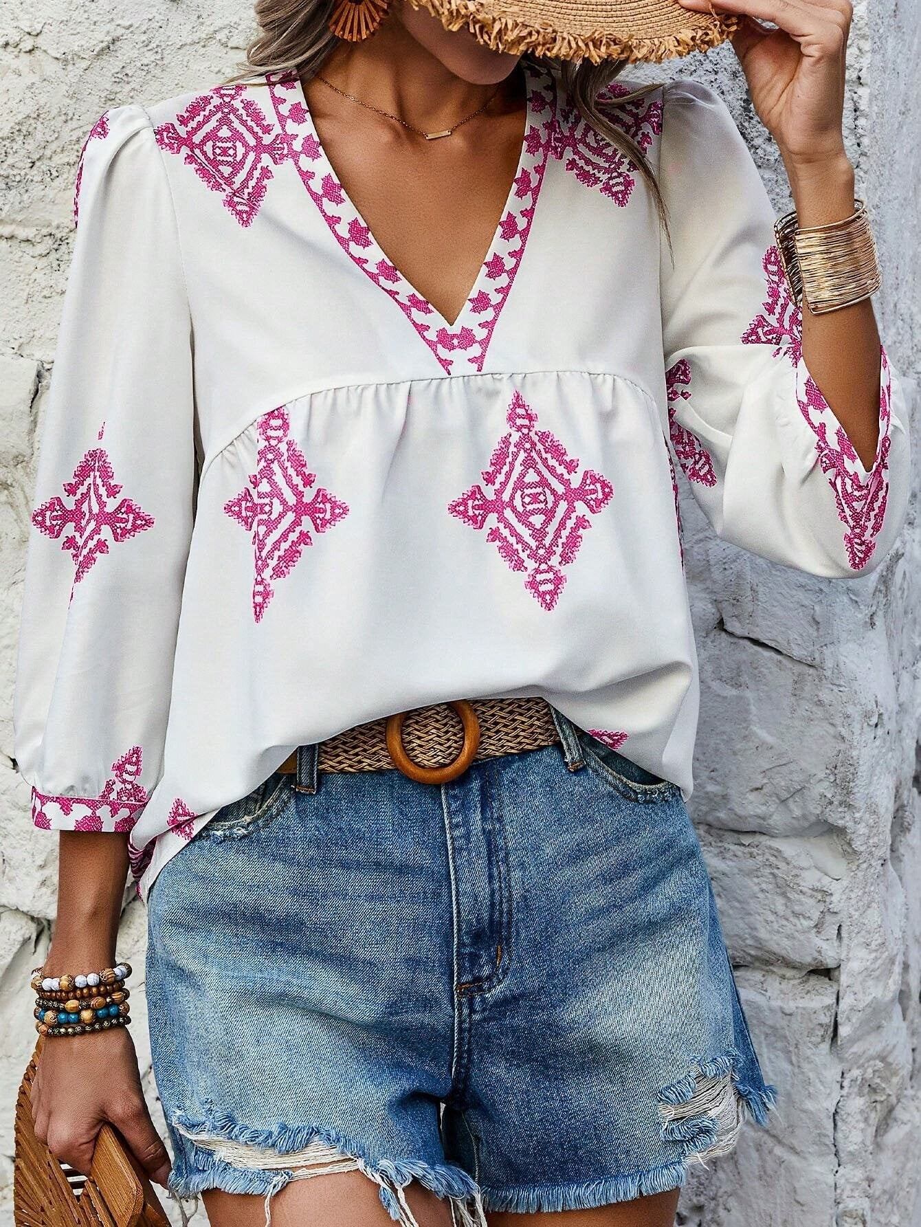 Esme Geborduurde Blouse