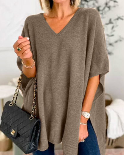 Adeline Effen Poncho Sweater met V-hals en losse pasvorm