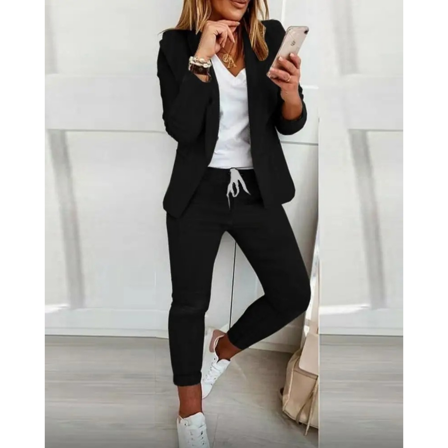 Lena | Slim-fit blazer en broek set in effen kleur