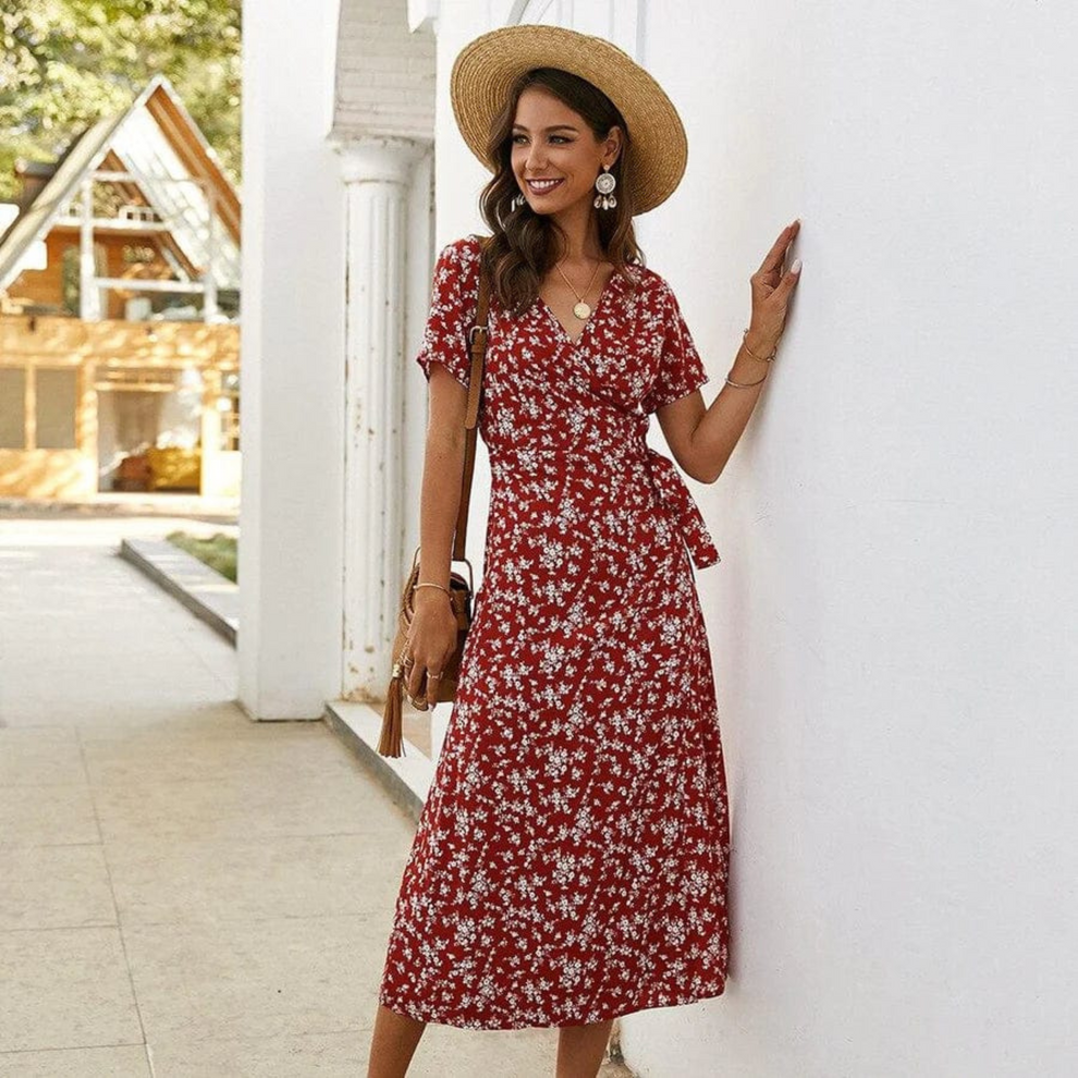 Zomerse midi-jurk met korte mouwen en elegant bloemenprint