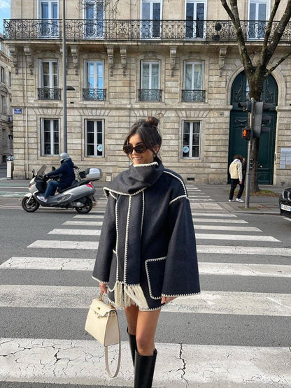 Aaliah | Einzigartige Jacke und Halstuch in einem!