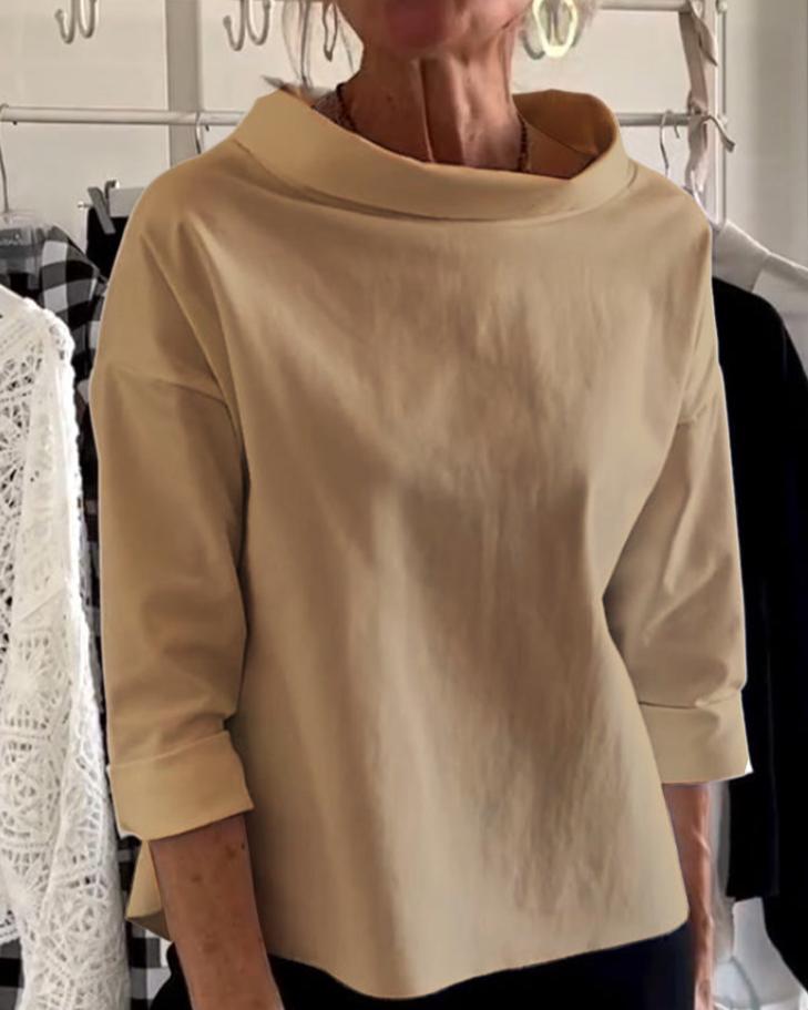 Elegante top met hoge kraag voor dames
