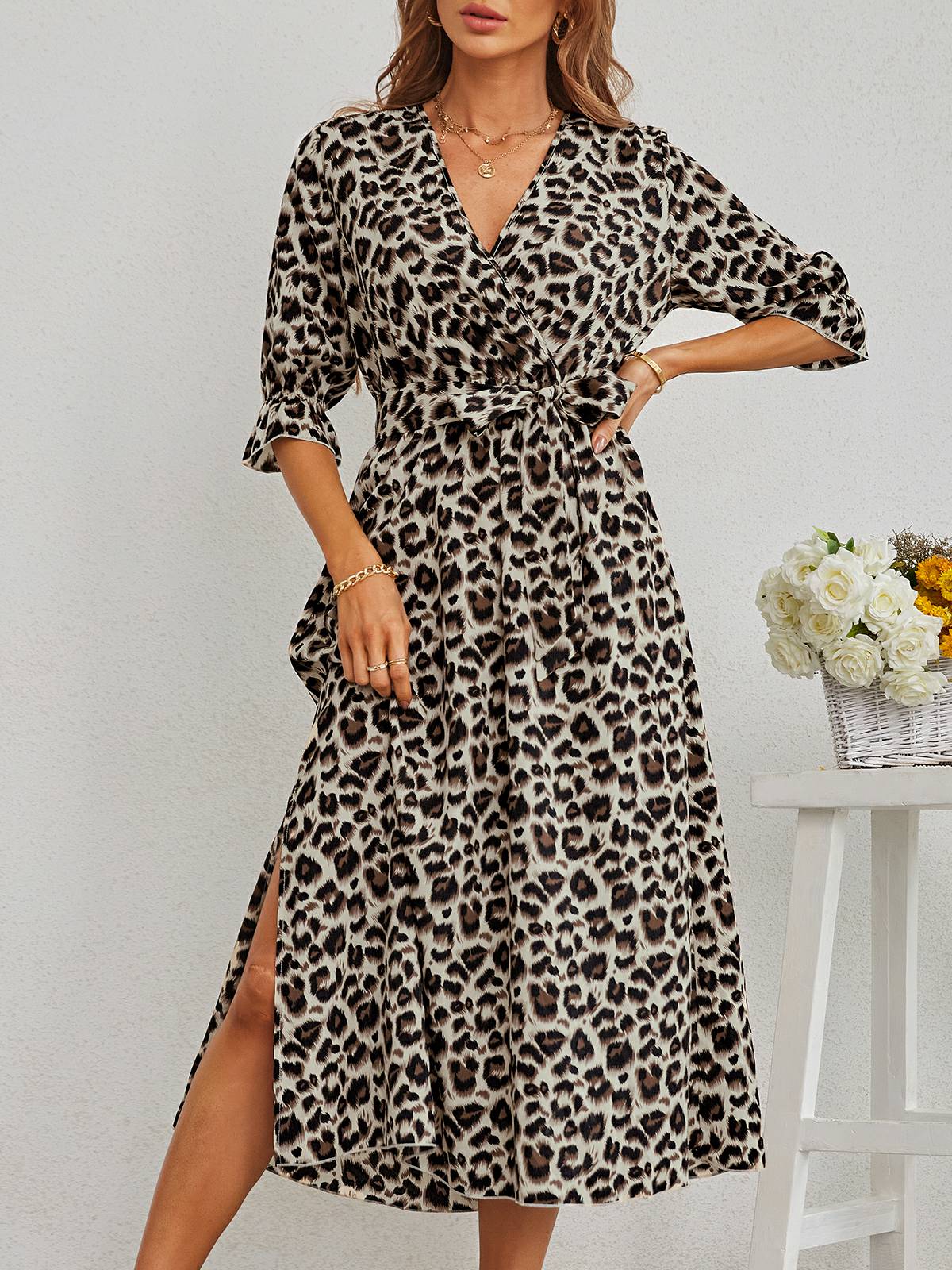 Jurk met luipaardprint en split