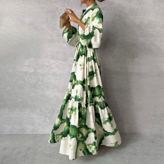 Drizella - Groene maxi jurk met lange mouwen en puntige halslijn