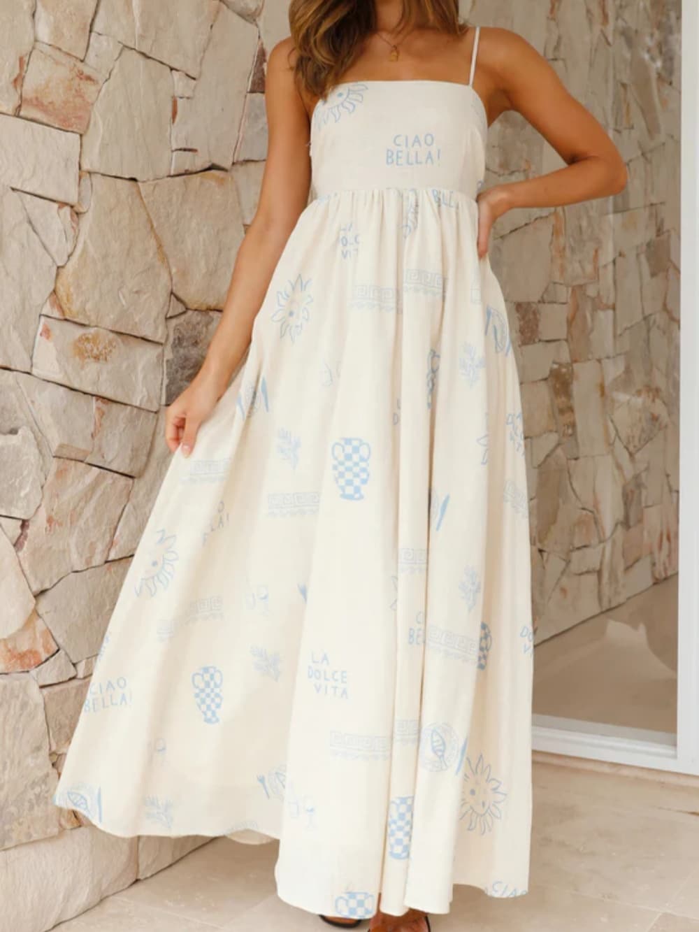 Emersyn Koelvallende Halter Maxi Jurk met Spaghetti Bandjes