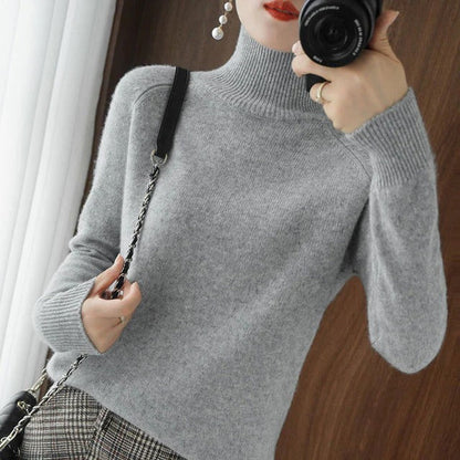 Amelie Kasjmier Turtleneck