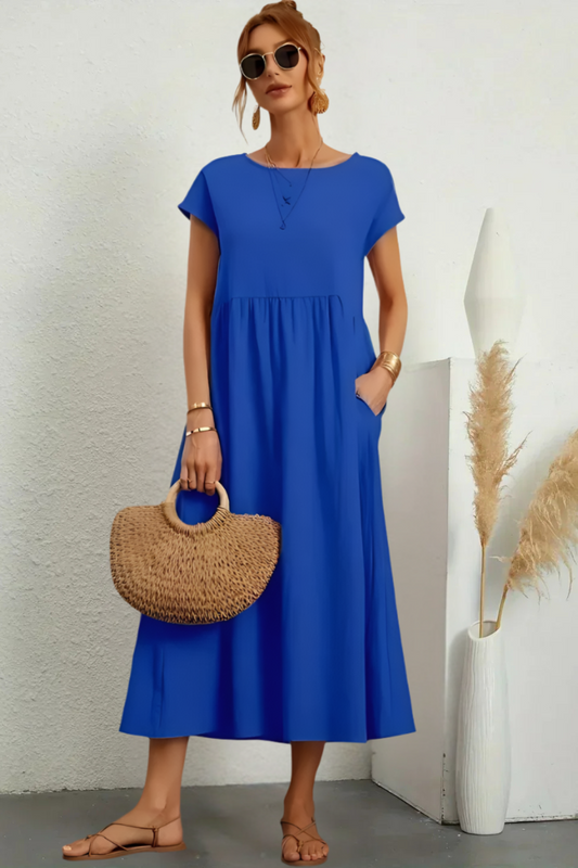 Elegante midi-jurk met ronde halslijn en klassieke snit