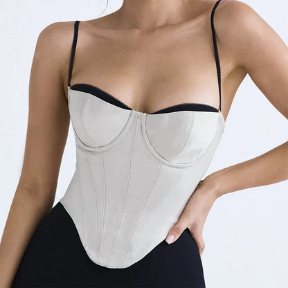 Sophia - Moderne strapless top met contrasterende biezen en spaghettibandjes