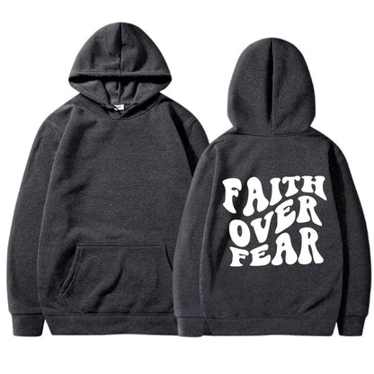 Sarah - Hoodie met opschrift "Geloof over angst