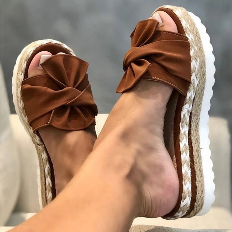 SCARLET | Trendy stijlvolle zomersandalen met strik