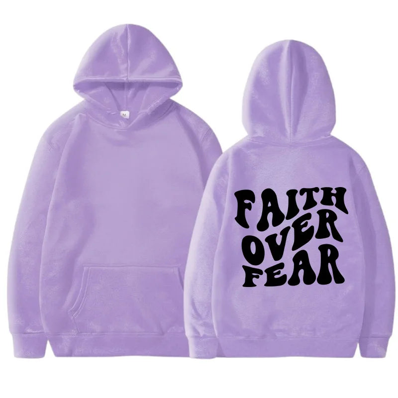 Sarah - Hoodie met opschrift "Geloof over angst