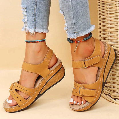 Ramona® | Comfortabele orthopedische sandalen met sleehak