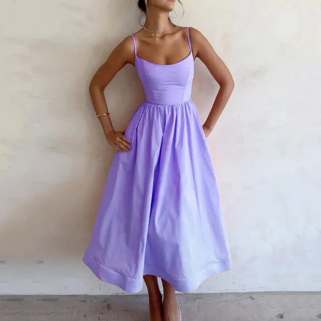 Sexy zomerjurk met flatterende halslijn