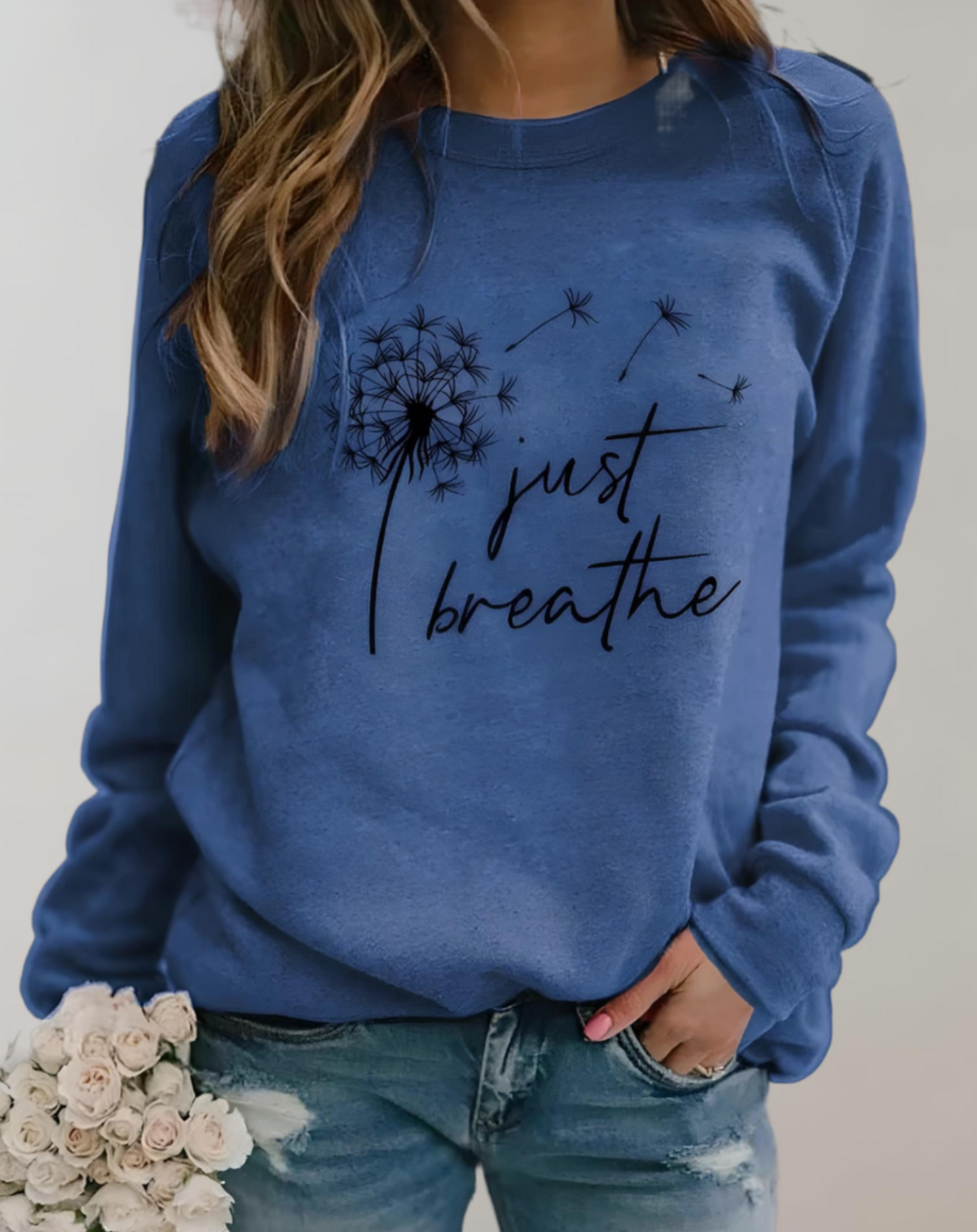 Sara - Trui met ronde hals en opschrift "Just Breath