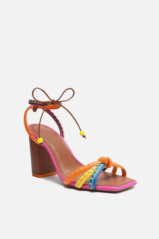 Magaly® | Sandalen met hak en geknoopte riem