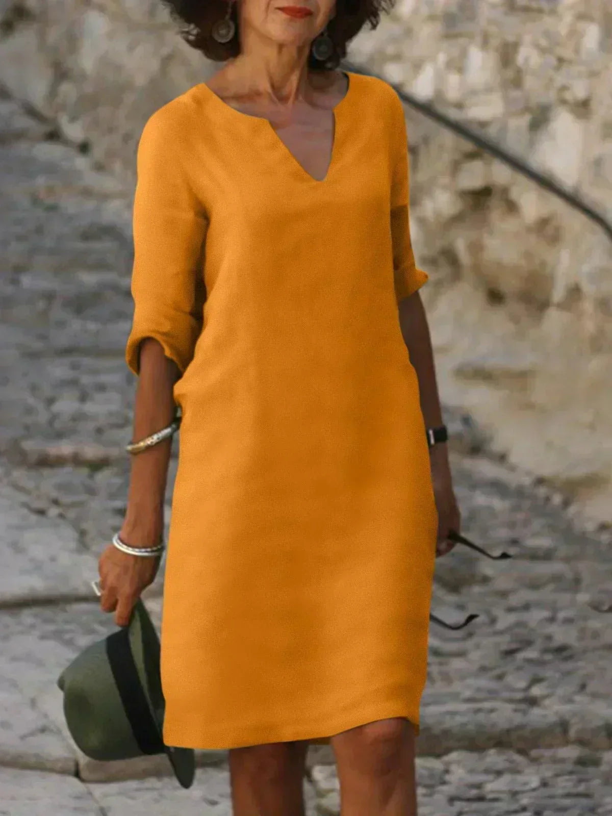 Elegante jurk met V-hals